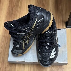 ASICS Black  Silver/Gold Running Shoes
